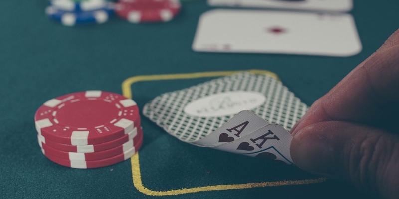 Blackjack table and playing cards; JackpotCity Casino Blog