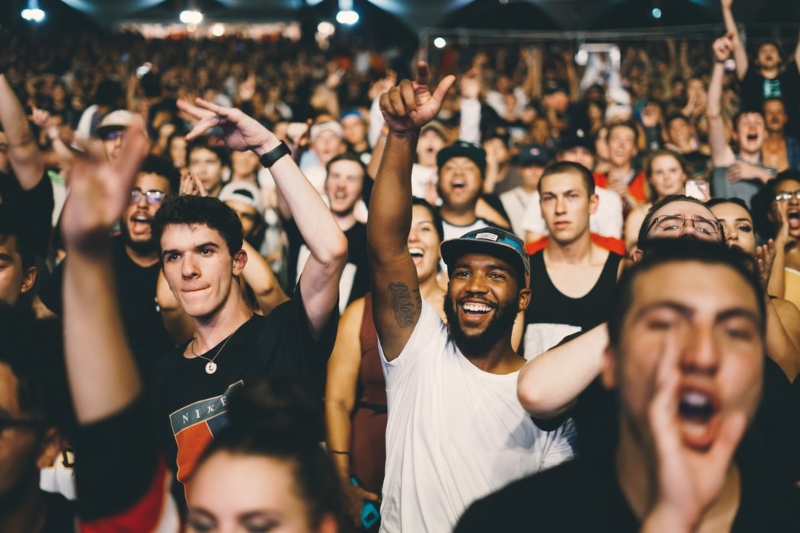 Many people get performance anxiety in front of crowds.
