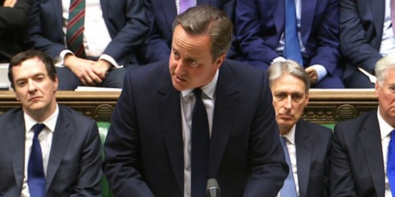 David Cameron en funciones, en su última sesión      