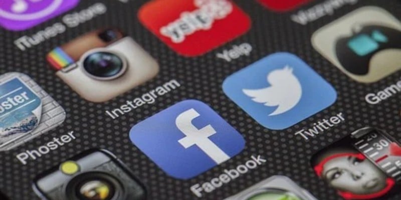 Social media applications and their functions