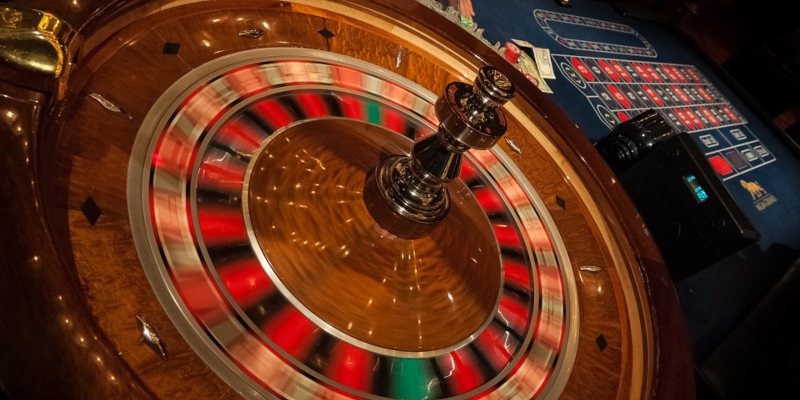 Roulette Table With Spinning Wheel