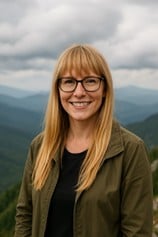 Carrie James