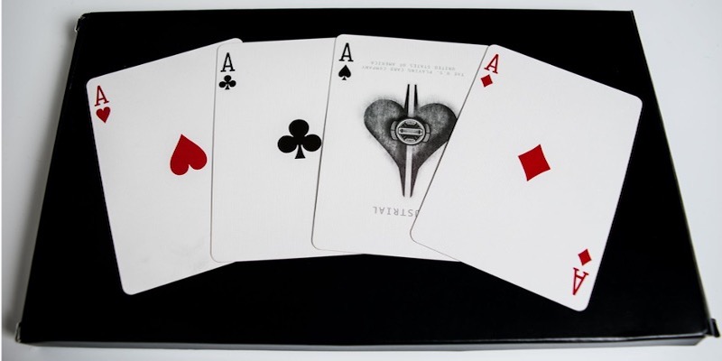 Ace equals 1 or 11 in Blackjack 